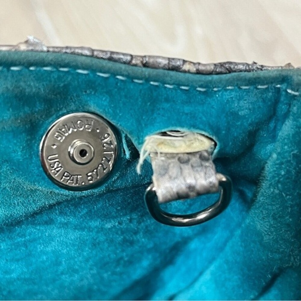 Chic Metallic Genuine Python Crossbody Bag - Picture 9 of 13